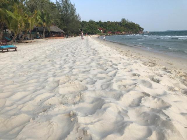 Howard Johnson Plaza By Wyndham Blue Bay Sihanoukville Luaran gambar